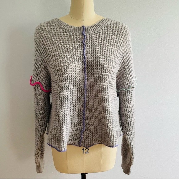 New In Colorful Trim Pullover Crew Neck Sweater- Size Large- NWT - Picture 3 of 12